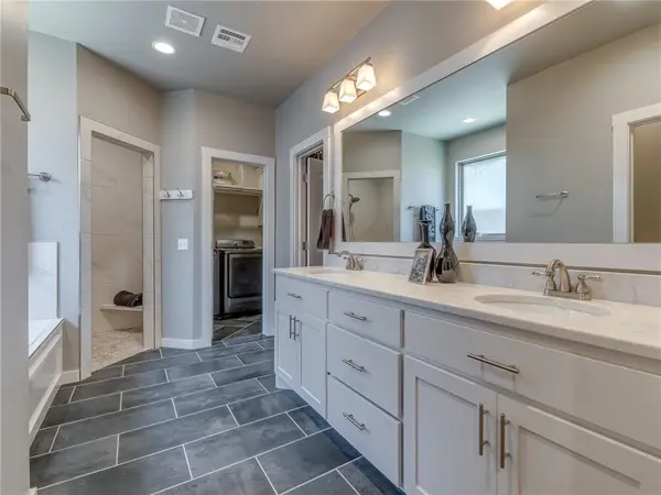 628 NW 180th ST, Edmond, OK 73012