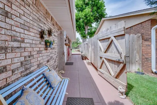 310 Christy DR, Lahoma, OK 73754