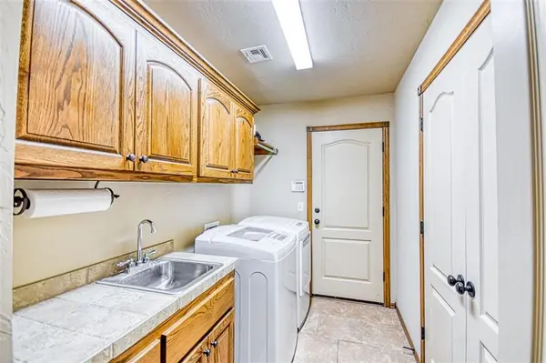 15113 Fox Creek RD, Choctaw, OK 73020