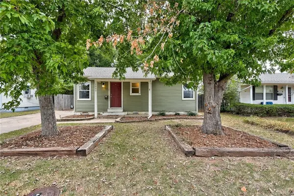 1002 Sandra DR, Midwest City, OK 73110