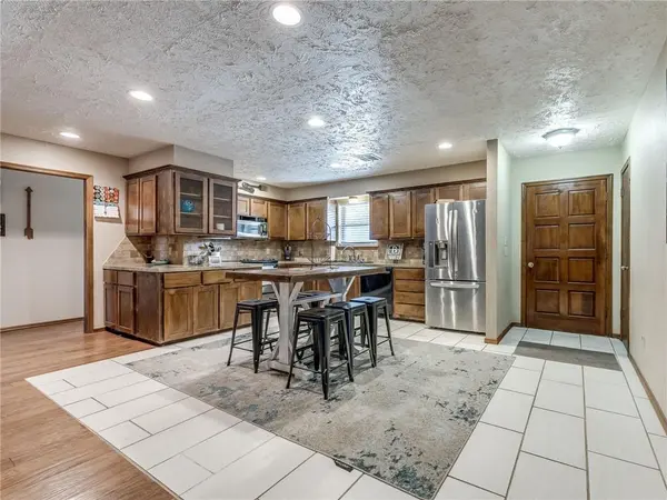 2485 Orchard RD, Choctaw, OK 73020