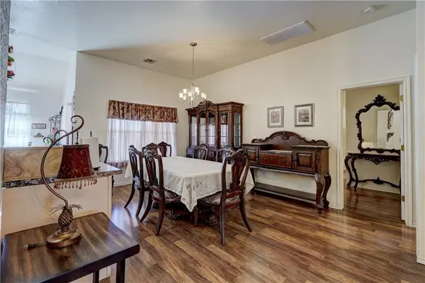 1100 Barbary DR, Norman, OK 73072