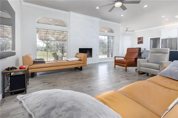 2520 Silverfield LN, Edmond, OK 73025