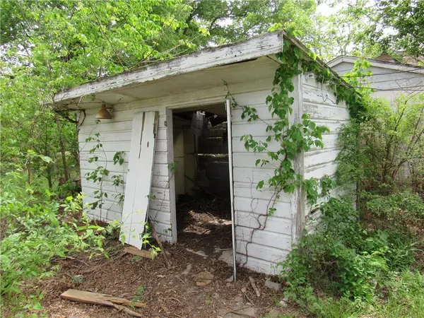 1420 S Okfuskee AVE, Wewoka, OK 74884