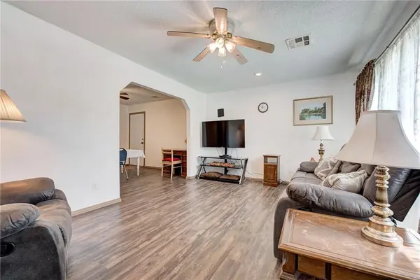 3805 SE 25th ST, Del City, OK 73115
