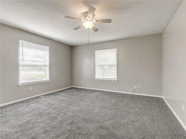 6100 Raintree DR, Oklahoma City, OK 73150