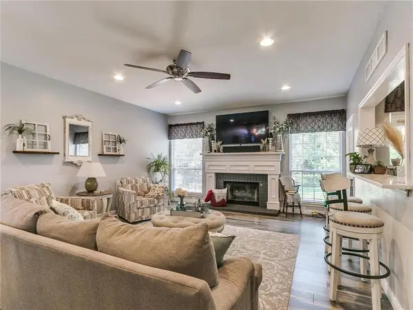 1505 Colony CT, Edmond, OK 73003