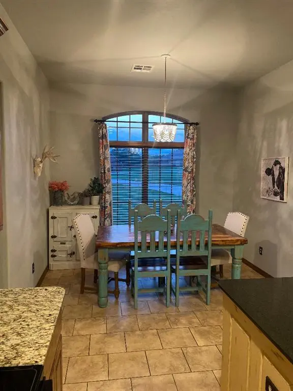 925 County Street 2932, Tuttle, OK 73089