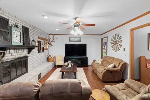1410 Partridge LN, Cordell, OK 73632