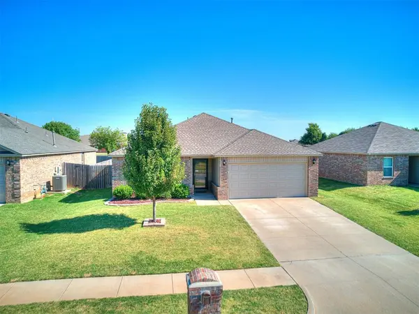 233 NE 22nd PL, Newcastle, OK 73065