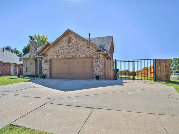 724 SW 151st ST, Oklahoma City, OK 73170