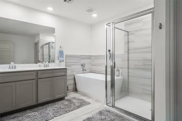 14709 Travertine Falls LN, Oklahoma City, OK 73142