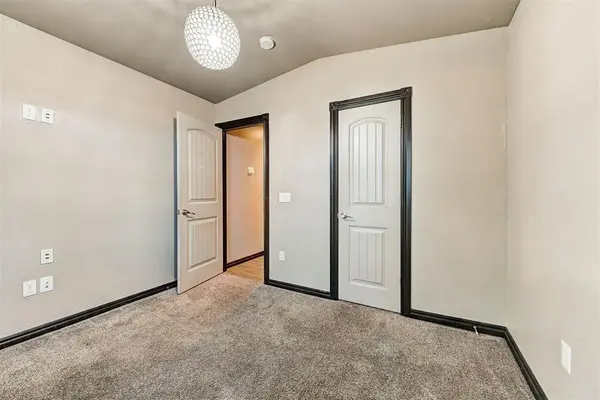 1329 Grand MNR, Midwest City, OK 73130