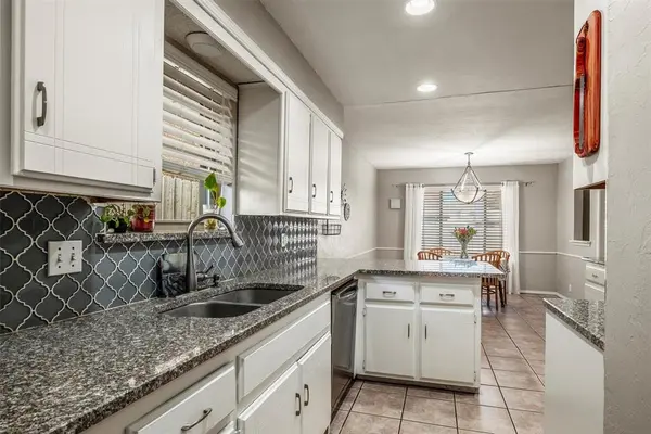 2101 Lazy Brook TRL, Edmond, OK 73013