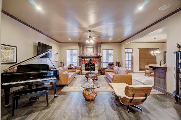 13408 Raintree LN, Edmond, OK 73013