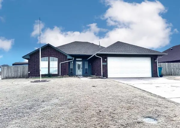 2840 SE 90th ST, Moore, OK 73160