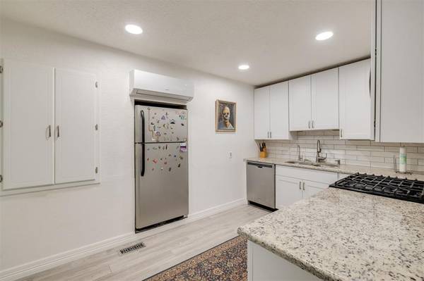 4113 SE 22nd ST, Del City, OK 73115