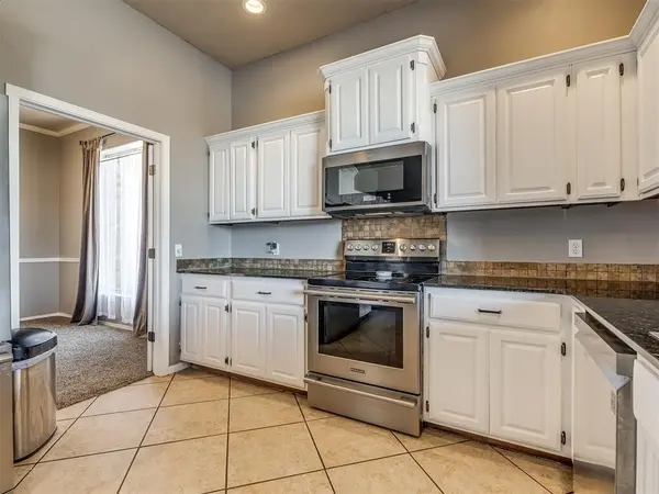 2845 SW 21st ST, Newcastle, OK 73065