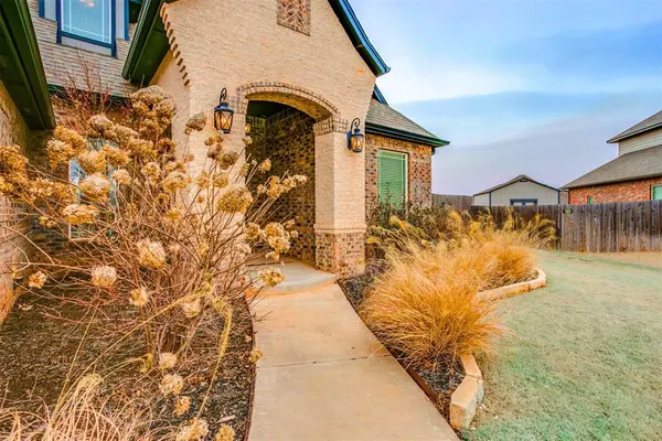 9129 SW 33rd ST, Oklahoma City, OK 73179