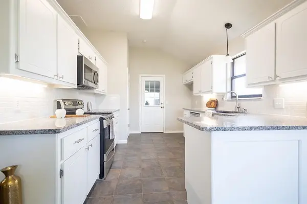 1922 Rolling CT, Piedmont, OK 73078
