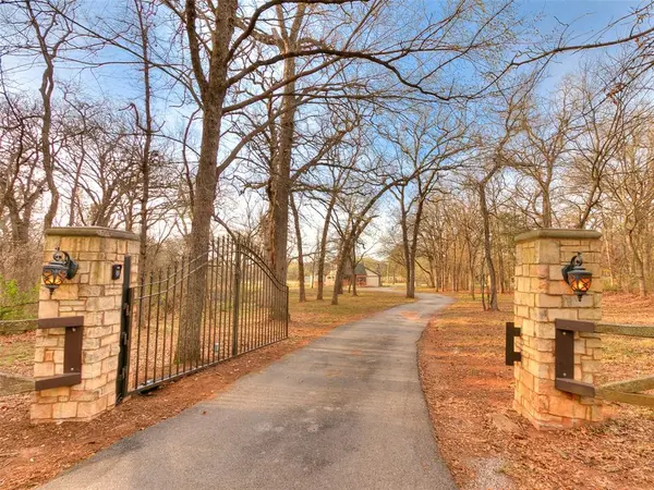 5610 Cardinal LN, Norman, OK 73026