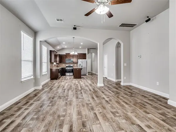 8200 NW 106th CIR, Oklahoma City, OK 73162