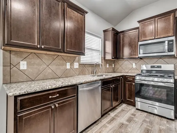8200 NW 106th CIR, Oklahoma City, OK 73162
