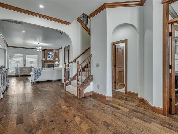 3117 York DR, Edmond, OK 73034