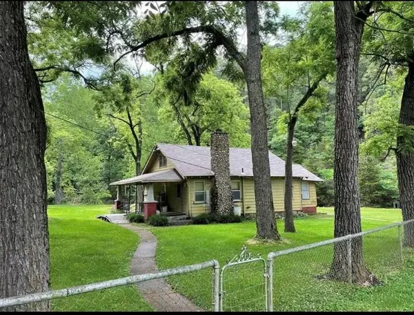 473347 E 641 RD,  Watts,  OK 74964