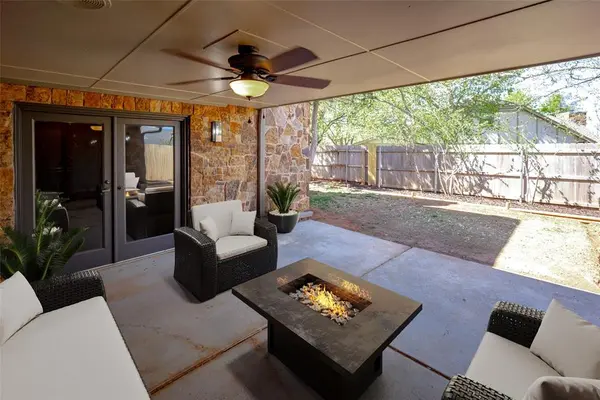 6213 Winchester DR, Oklahoma City, OK 73162