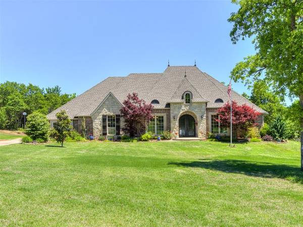 4820 Old School House RD, Choctaw, OK 73020