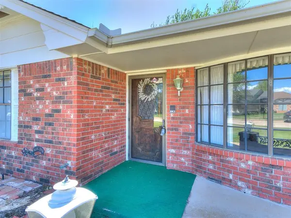 10317 S Ranchwood Manor DR, Oklahoma City, OK 73139