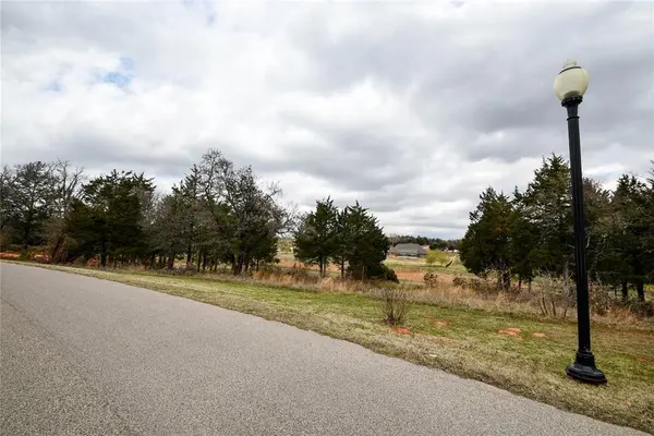 7503 Spring View DR, Norman, OK 73026