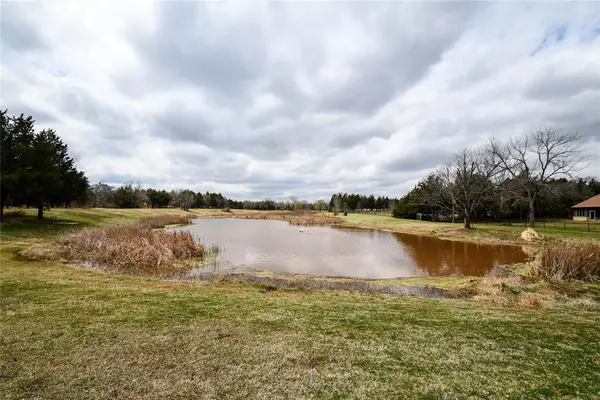 7503 Spring View DR, Norman, OK 73026