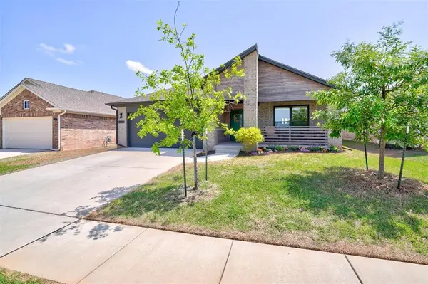 912 Old Frisco RD, Norman, OK 73069