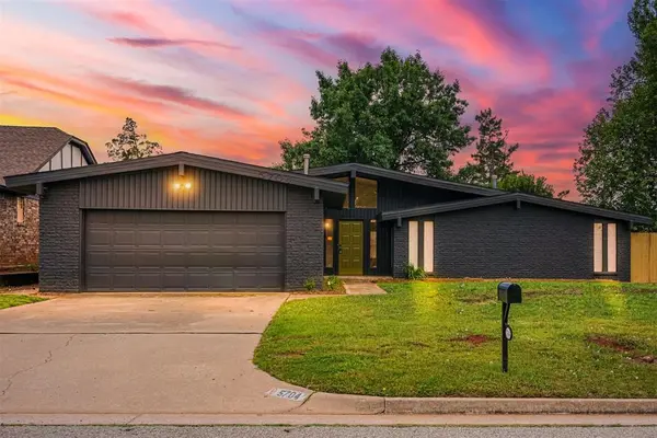5704 NW 110th ST, Oklahoma City, OK 73162