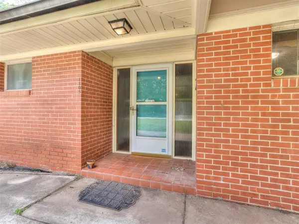 1105 Woodland DR, Norman, OK 73072