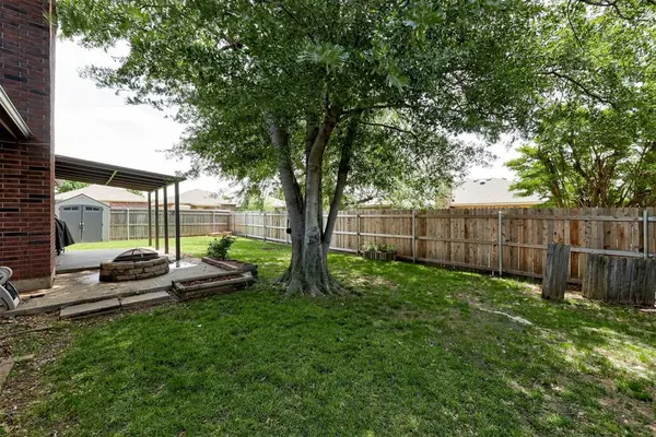 12400 SW 4th ST, Yukon, OK 73099
