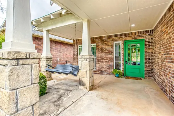 224 Bell Tolls AVE, Edmond, OK 73034