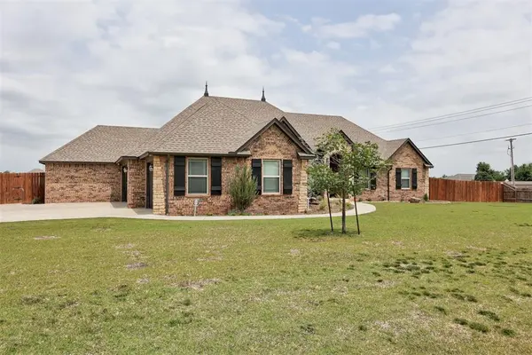 3215 NW 22nd PL, Newcastle, OK 73065