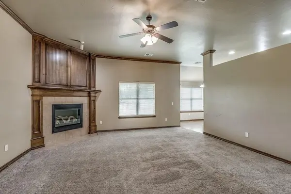 12217 Heathfield LN, Oklahoma City, OK 73173