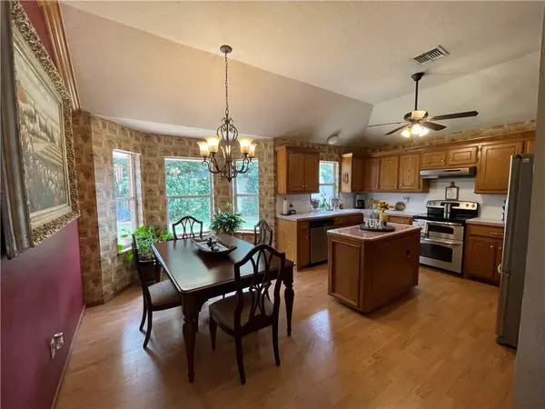 9008 Southlake DR, Oklahoma City, OK 73159