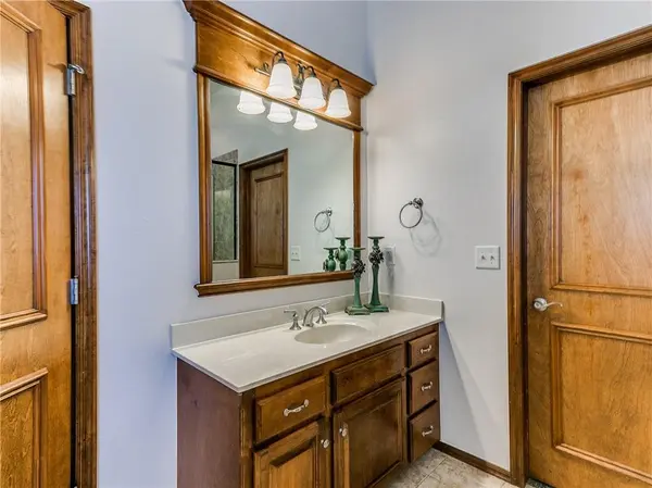 15120 Coral Creek LN, Oklahoma City, OK 73165