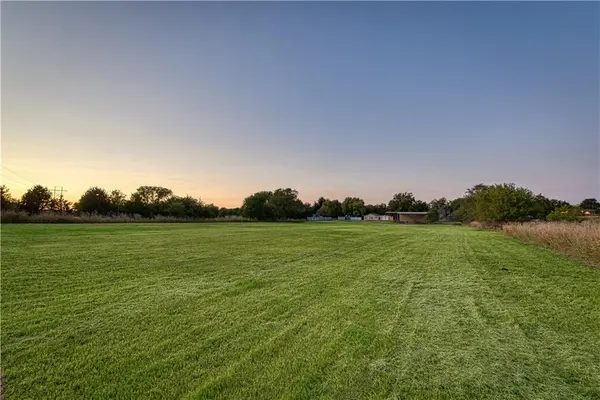 628 W 4th ST, Cordell, OK 73632