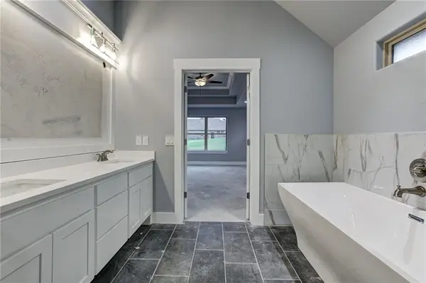 12702 Forest TER, Choctaw, OK 73020