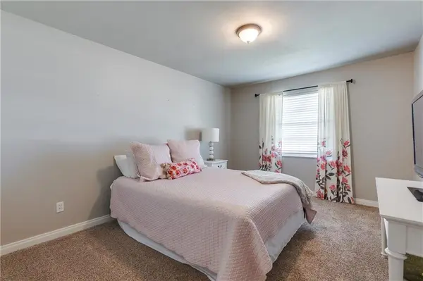 2600 NW 58th PL, Oklahoma City, OK 73112