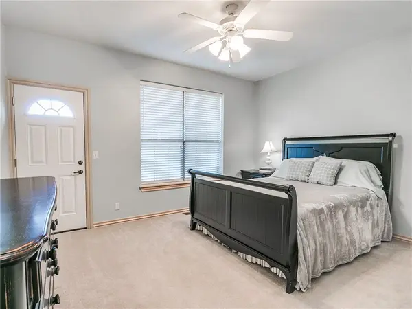 11613 NW 113th CIR, Yukon, OK 73099