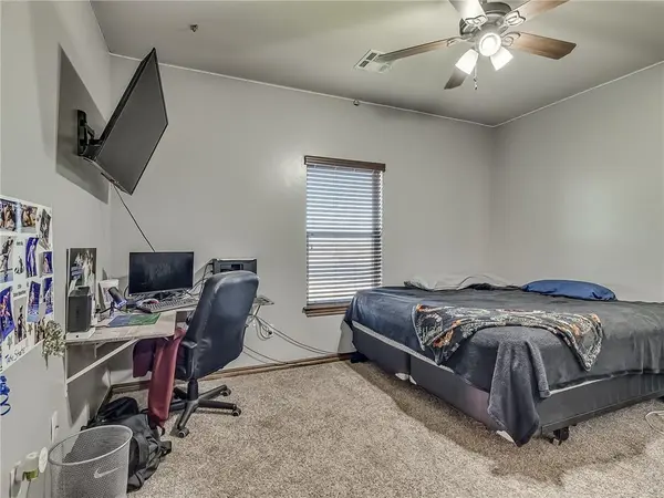 1083 Princeton WAY, Blanchard, OK 73010
