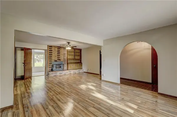 2912 N Redmond CT, Oklahoma City, OK 73127