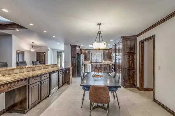 3341 Rosewood LN, Oklahoma City, OK 73120